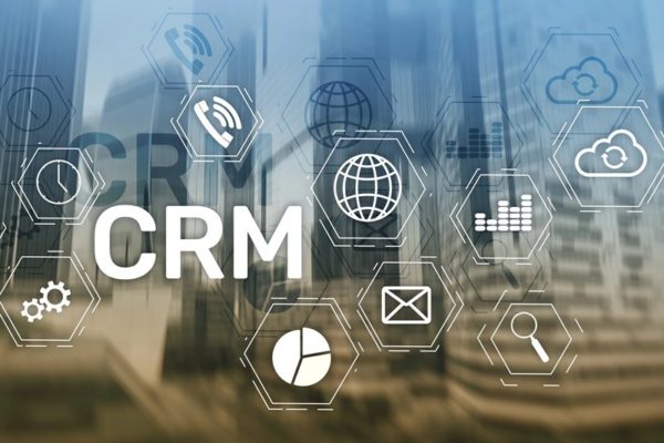 HubSpot CRM peut-il intégrer, scorer et relancer automatiquement les leads ? Fonctionnalités à connaître